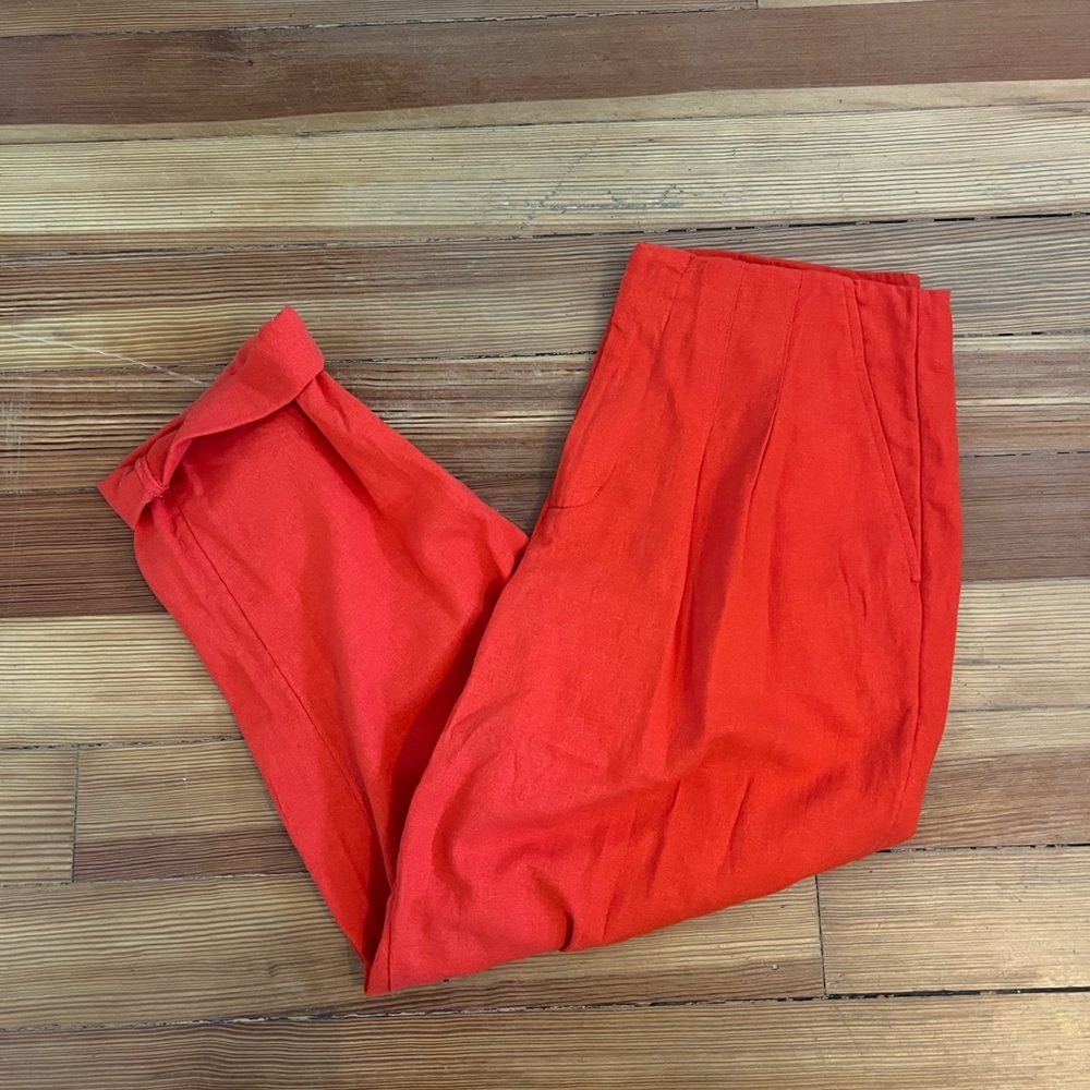 A New Day High-Rise Linen Tapered Ankle Pant